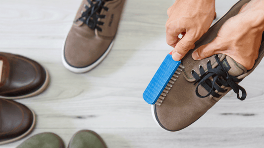 ¡Haz que duren más! Los mejores trucos para cuidar los zapatos de tu familia